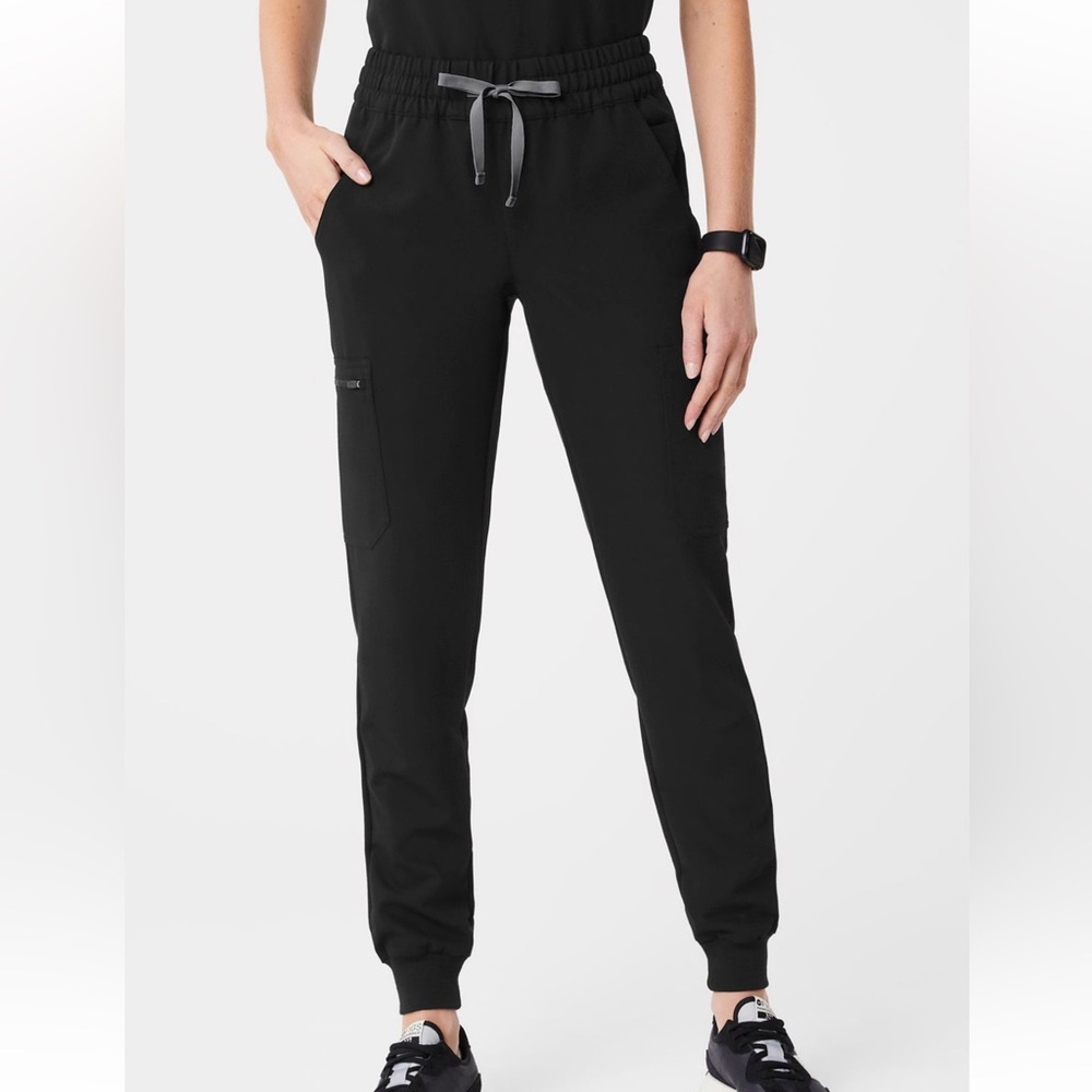 Figs Women's Uman Jogger Scrub Pants